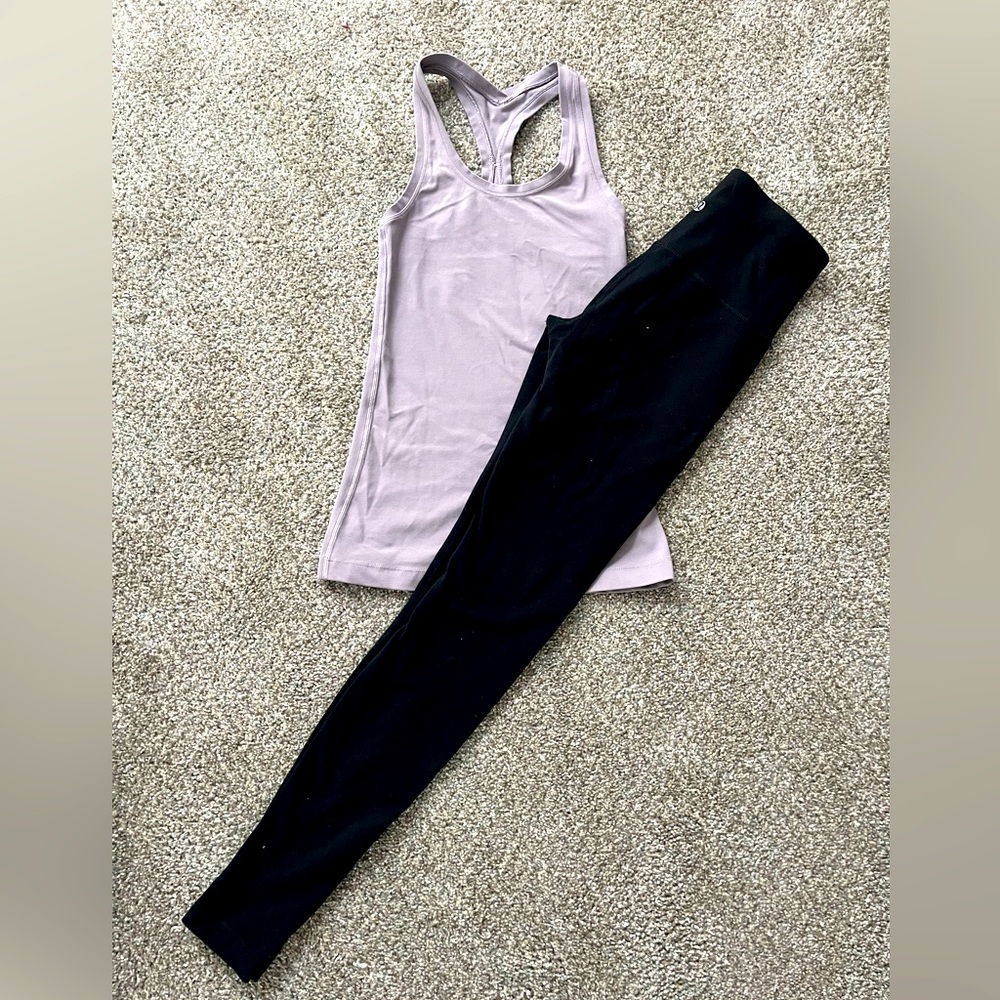 Bundle of Lululemon (top & leggings) size 4